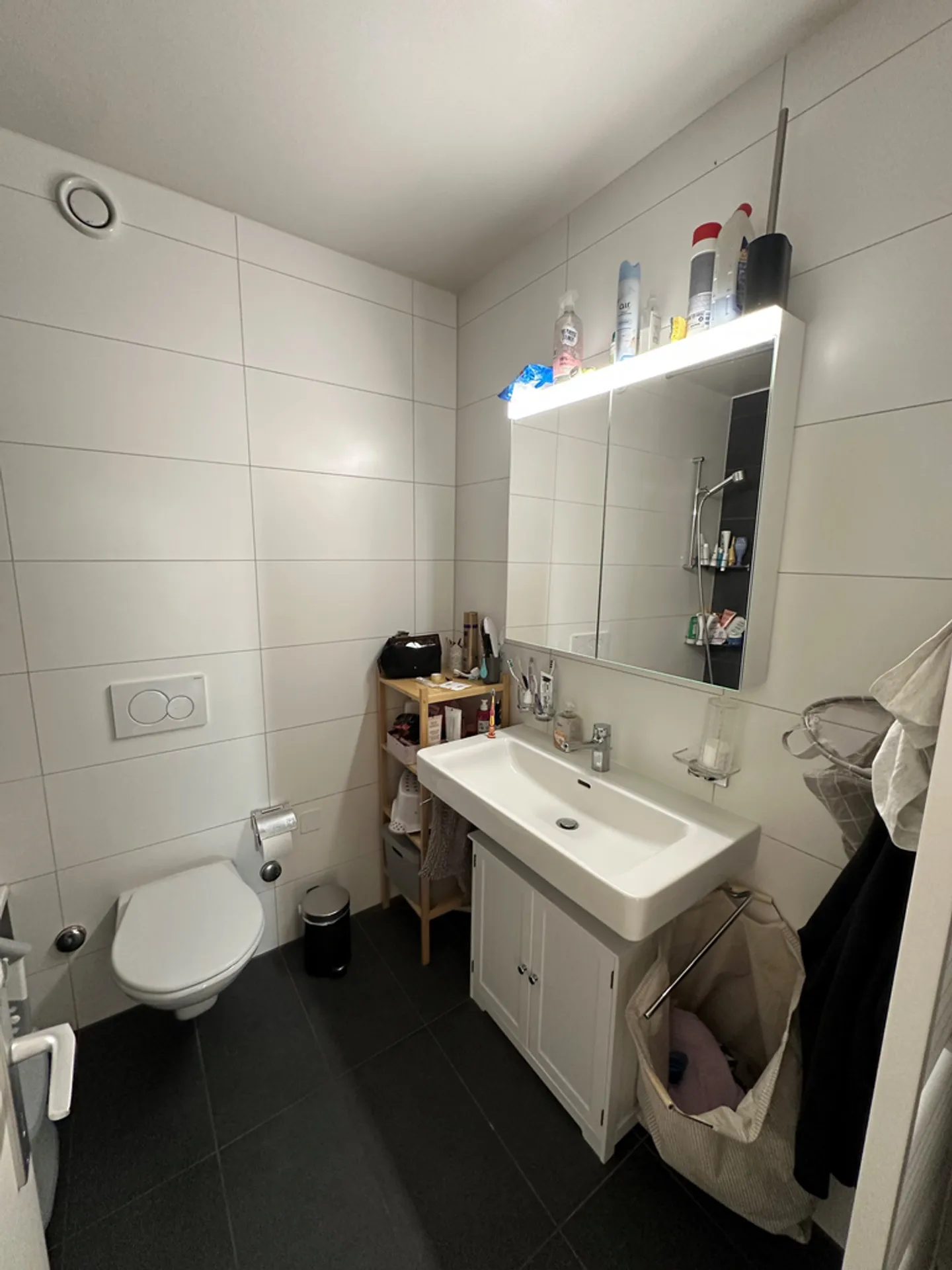 Appartamento Incantevole in Zona Tranquilla - Foto 8 di 12