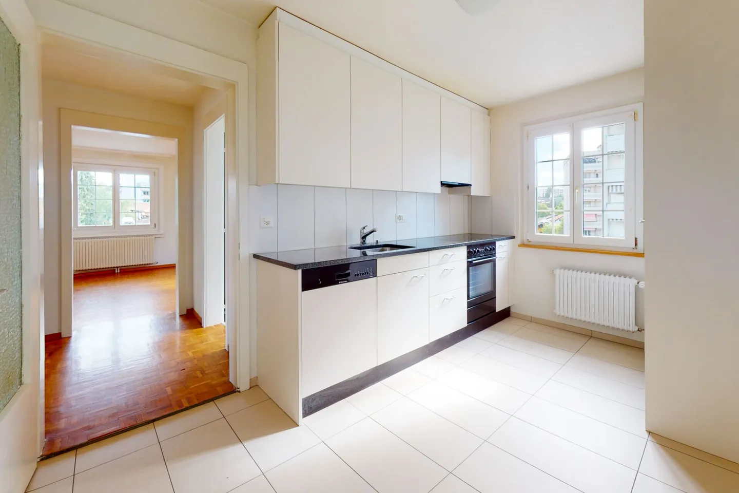 Geräumige Wohnung in Fribourg - Foto 1 von 8