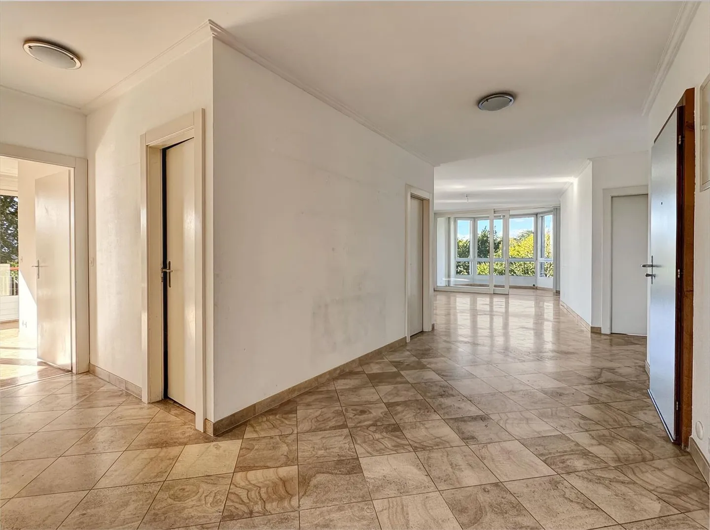 Appartamento 6.5 stanze - Foto 3 di 11