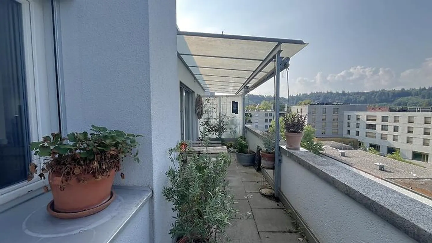 APPARTAMENTO 4½ STANZE A BERN - BÜMPLIZ, ARREDATO, TEMPORANEO - Foto 9 di 10