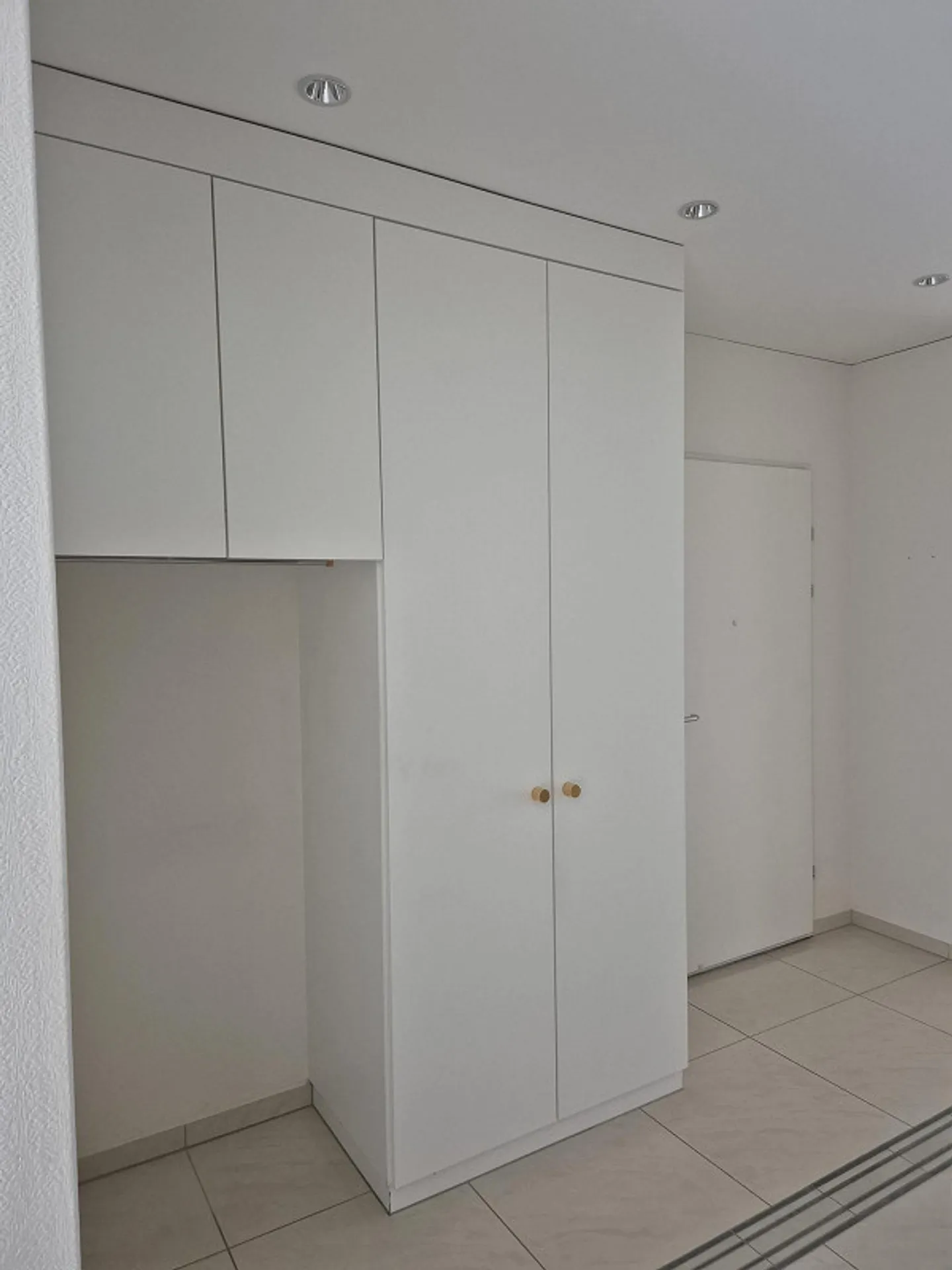5.5-Room Apartment in Prime Location Including Parking Space - Photo 12 of 13