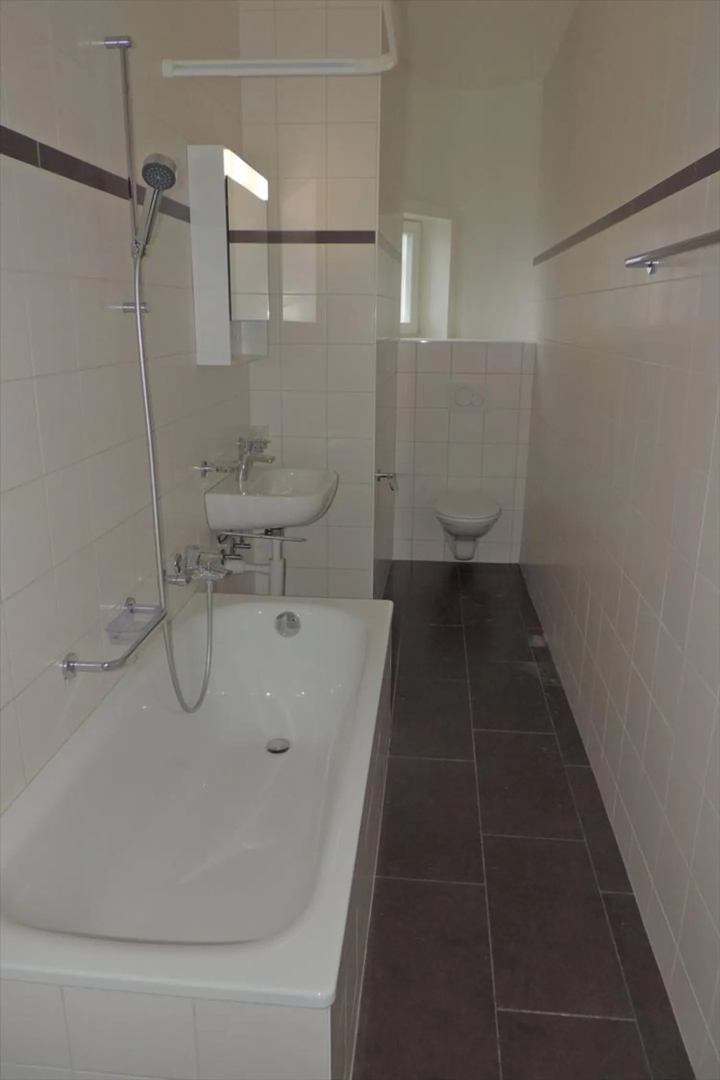 Wohnung mieten - Foto 3 von 6