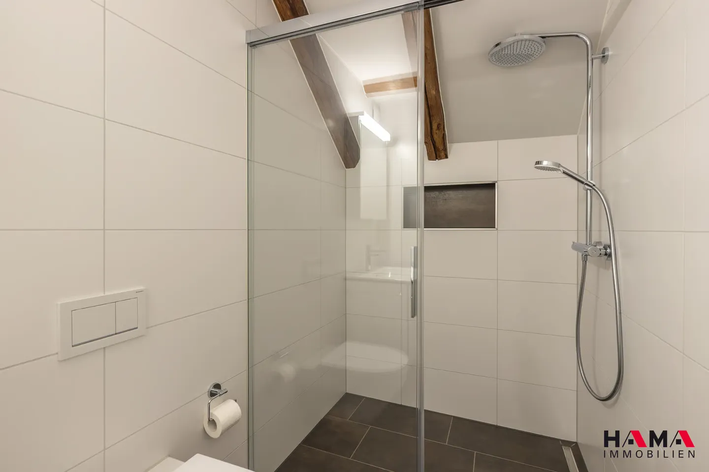 First Rental Loft Apartment 178 m² - Photo 6 of 13