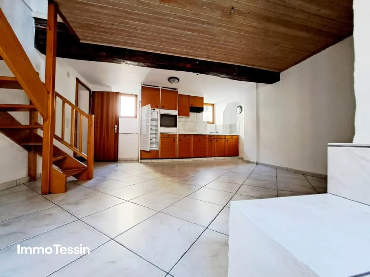 Maison Nucleo Tessiner spacieuse et charmante avec 2 appartements dans un bel emplacement avec vue sur les montagnes tessinoises - Photo 9 sur 13