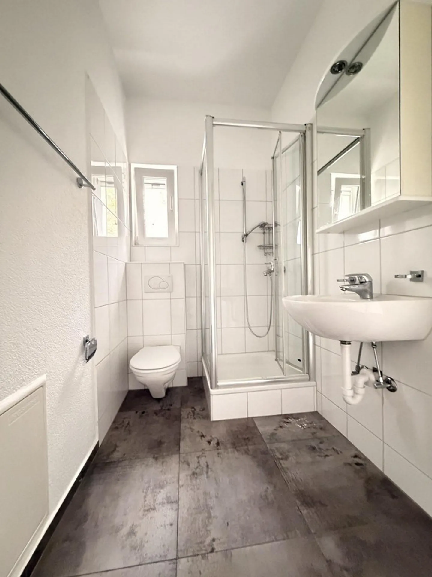 Vielseitige Gewerbefläche in Oberglatt - Foto 4 von 9