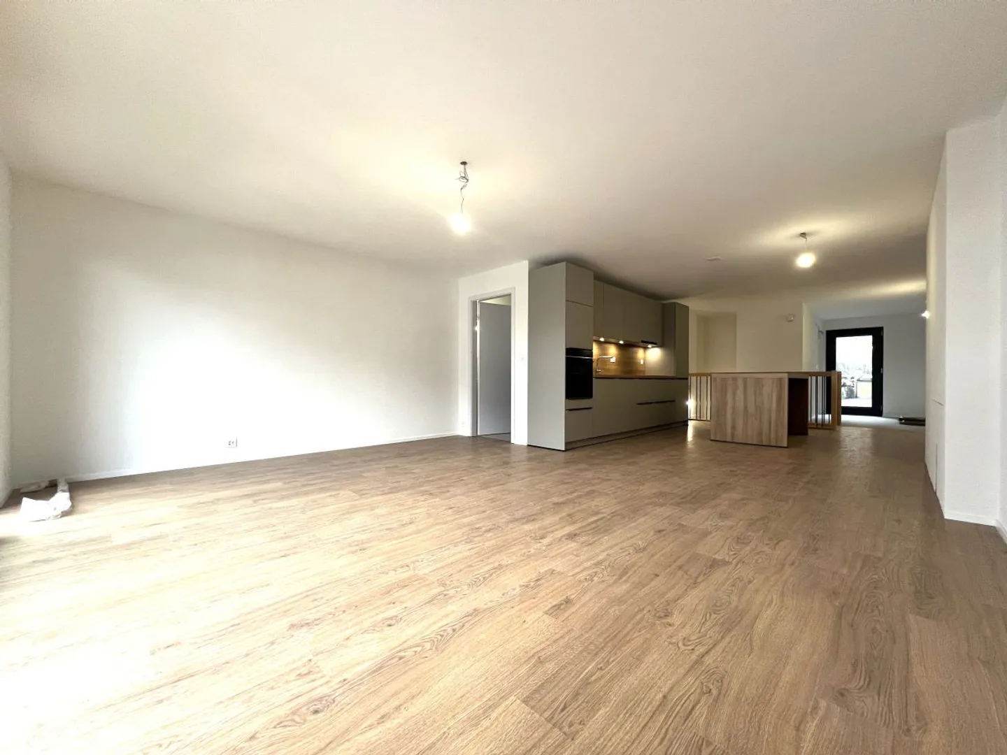 Magnifico duplex di nuova costruzione / 3 camere da letto / 2 bagni / 1 balcone / Minergie - Foto 1 di 13