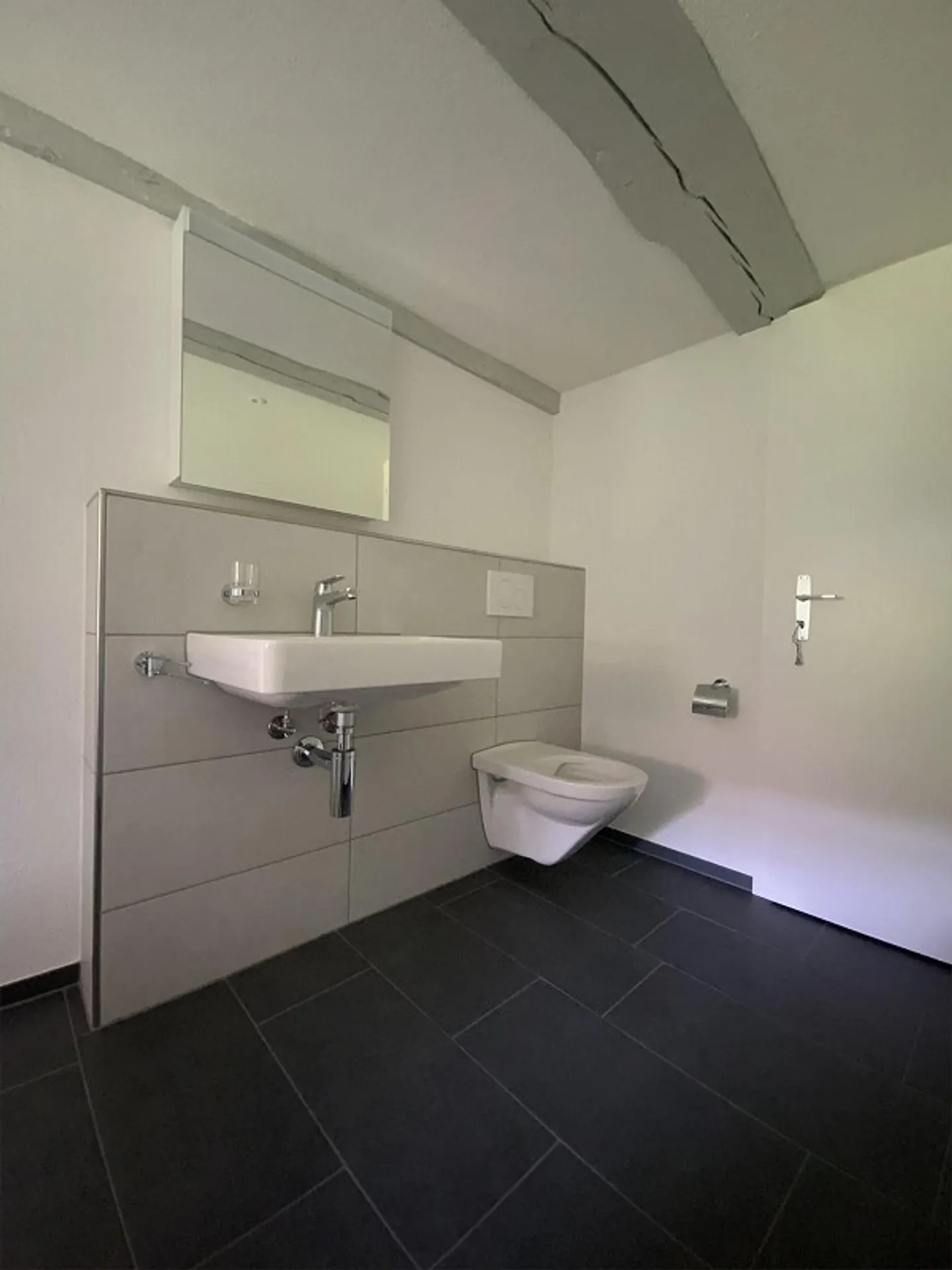 Maison individuelle spacieuse avec jardin - Photo 10 sur 13