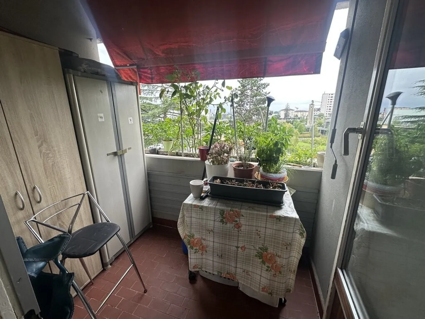 3-room apartment on the 1st floor - Photo 5 of 8