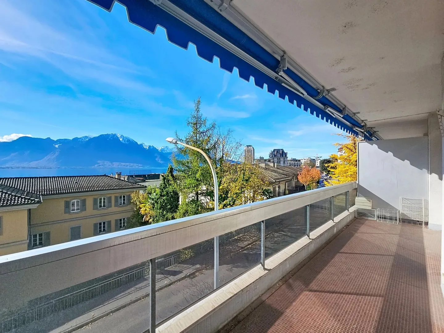 Bell'appartamento di 2,5 stanze vicino ai negozi - Foto 9 di 9