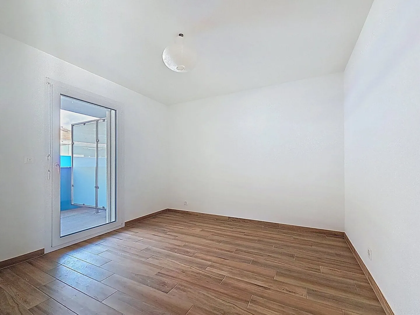 3,5-Zimmer-Penthouse-Wohnung mit großer Terrasse und freiem Blick - Foto 3 von 8