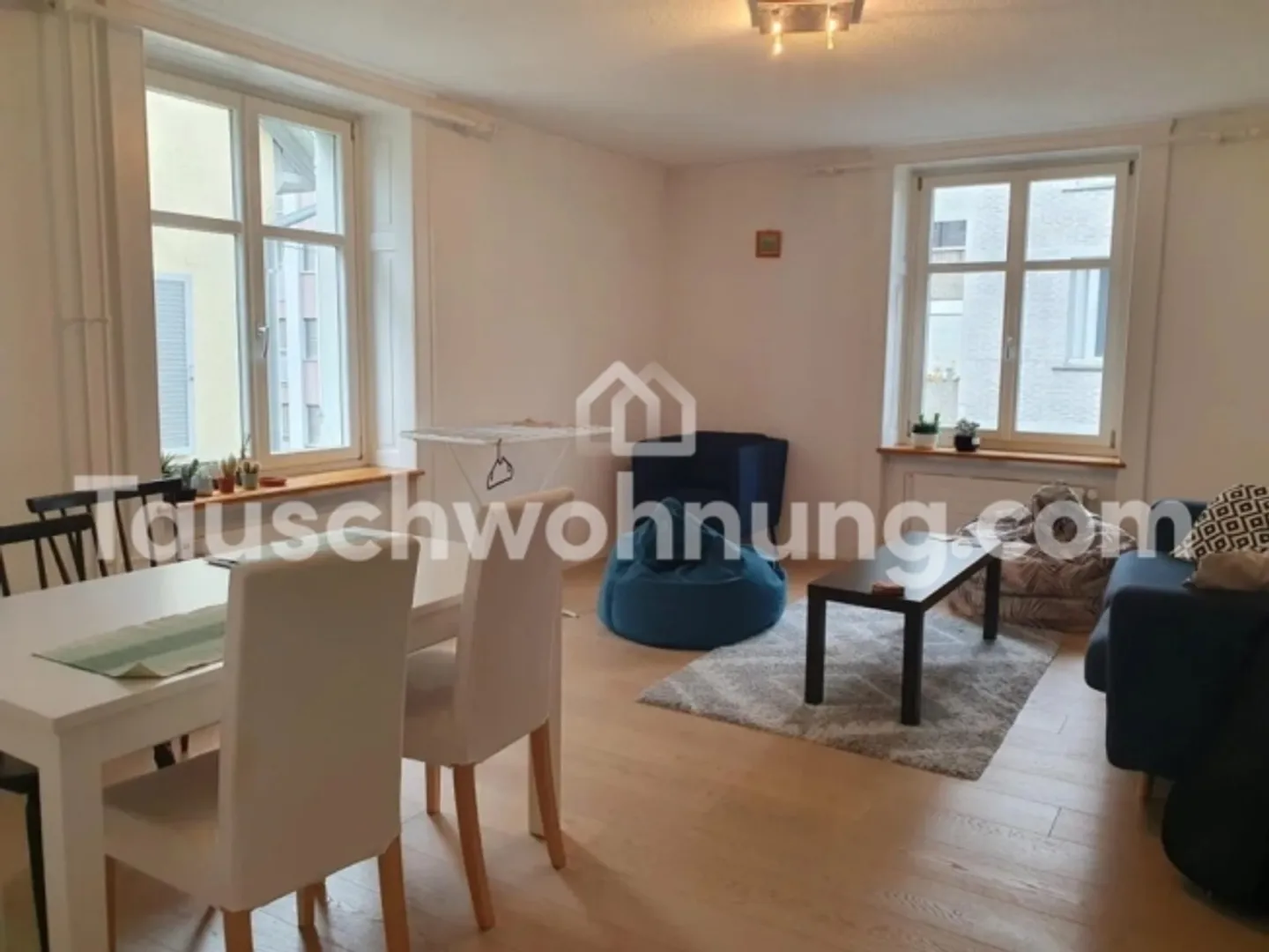 POUR UNE PERSONNE SEULE À ZURICH - DISTRICT 12 SCHWAMENDINGEN, MEUBLÉ, T - Photo 2 sur 9