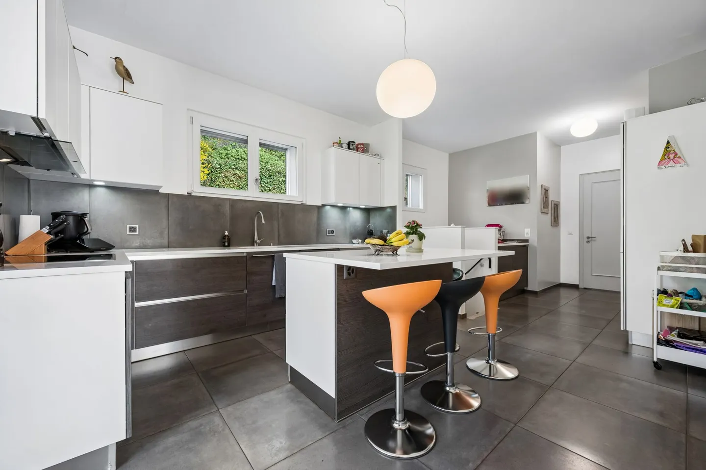 Exclusive Villa with Panorama - Photo 3 of 13