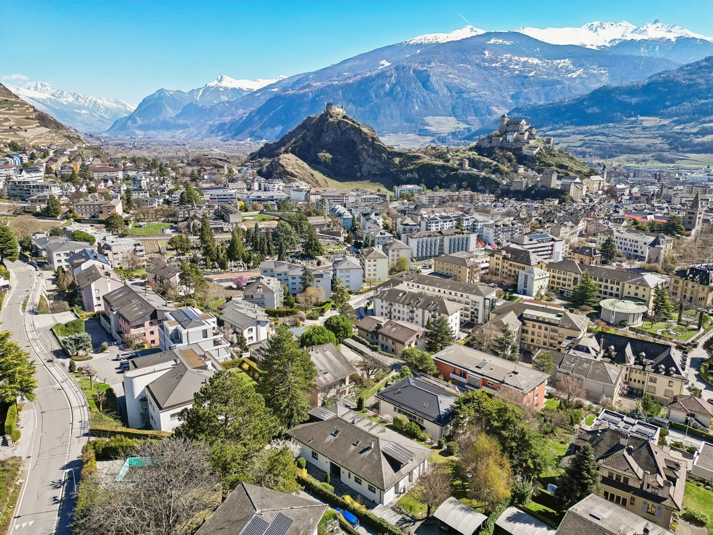 Exclusive Villa with Panorama - Photo 13 of 13