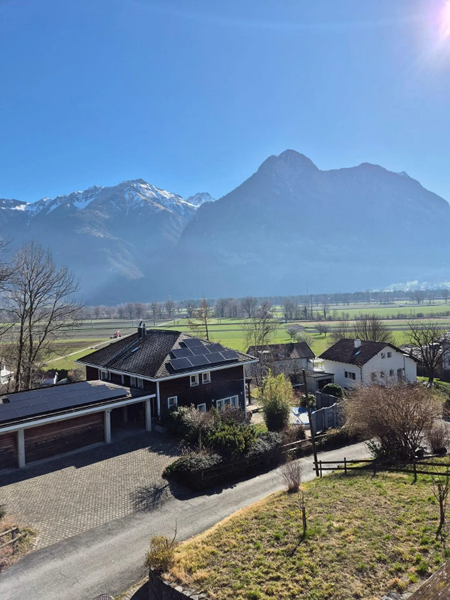 Maison familiale de 7,5 pièces avec grand jardin et aire de jeux - Photo 11 sur 29