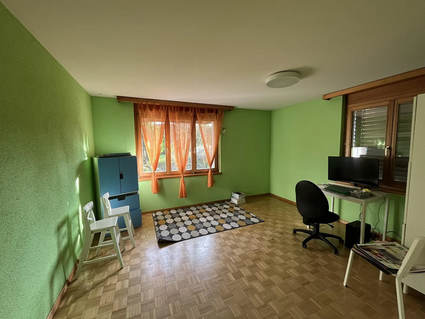 Maison familiale de 7,5 pièces avec grand jardin et aire de jeux - Photo 14 sur 29