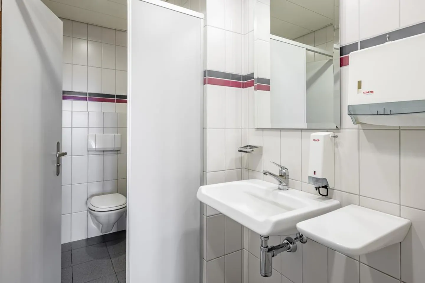 Que ce soit pour un pédiatre ou une utilisation commerciale de bureau - vous êtes au bon endroit - Photo 7 sur 10