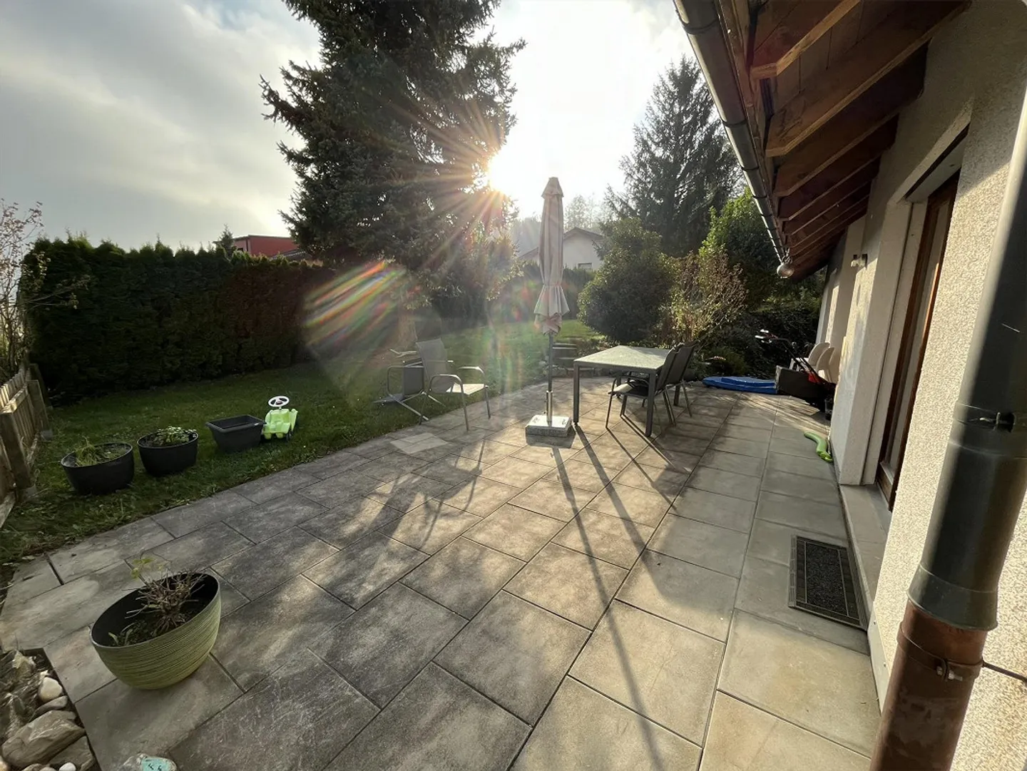 Maison familiale de 7,5 pièces avec grand jardin et aire de jeux - Photo 18 sur 29