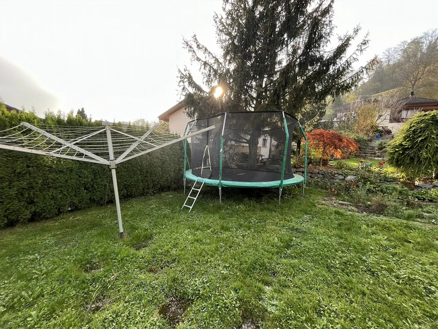 Maison familiale de 7,5 pièces avec grand jardin et aire de jeux - Photo 10 sur 29