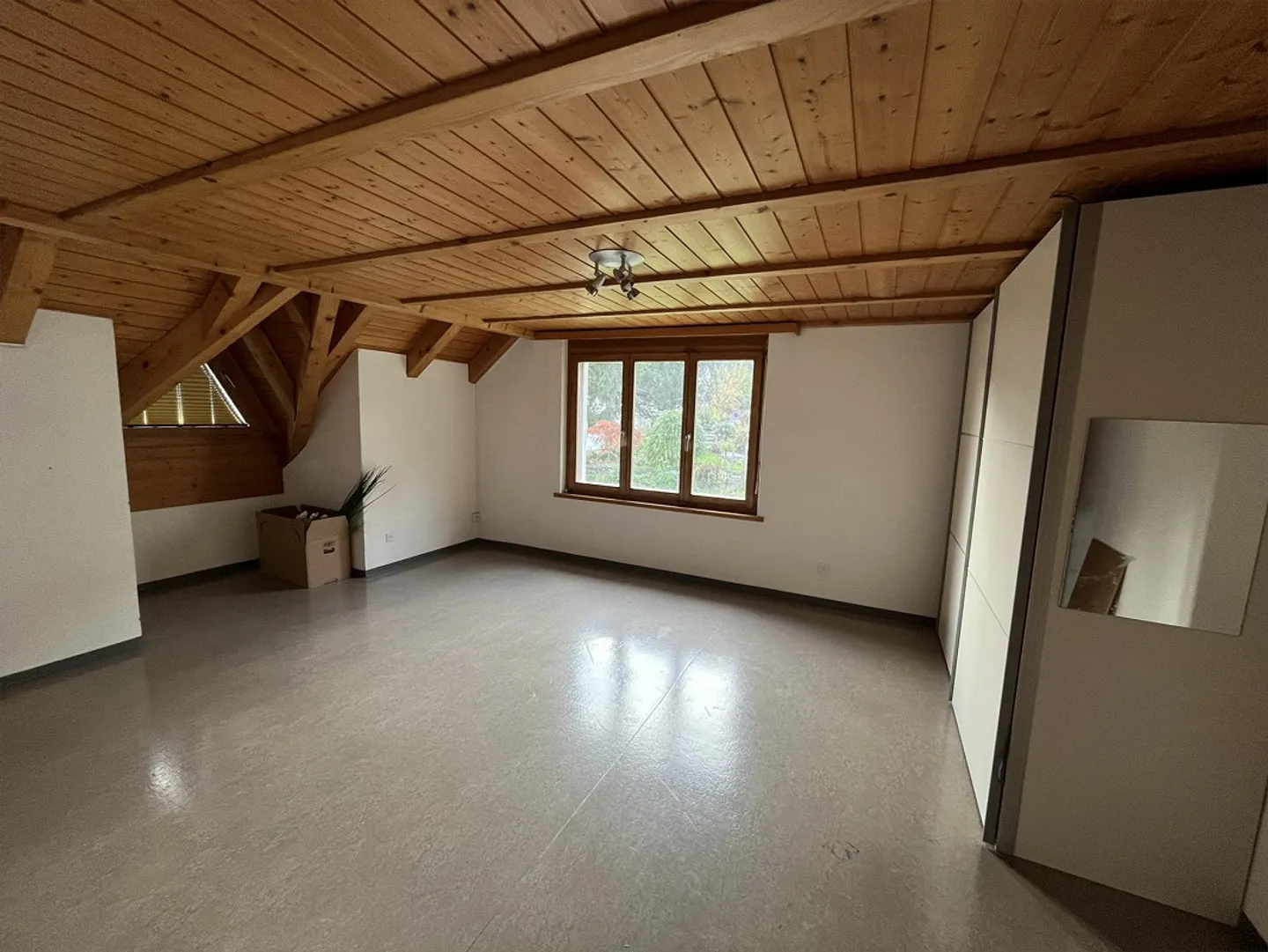 Maison familiale de 7,5 pièces avec grand jardin et aire de jeux - Photo 19 sur 29