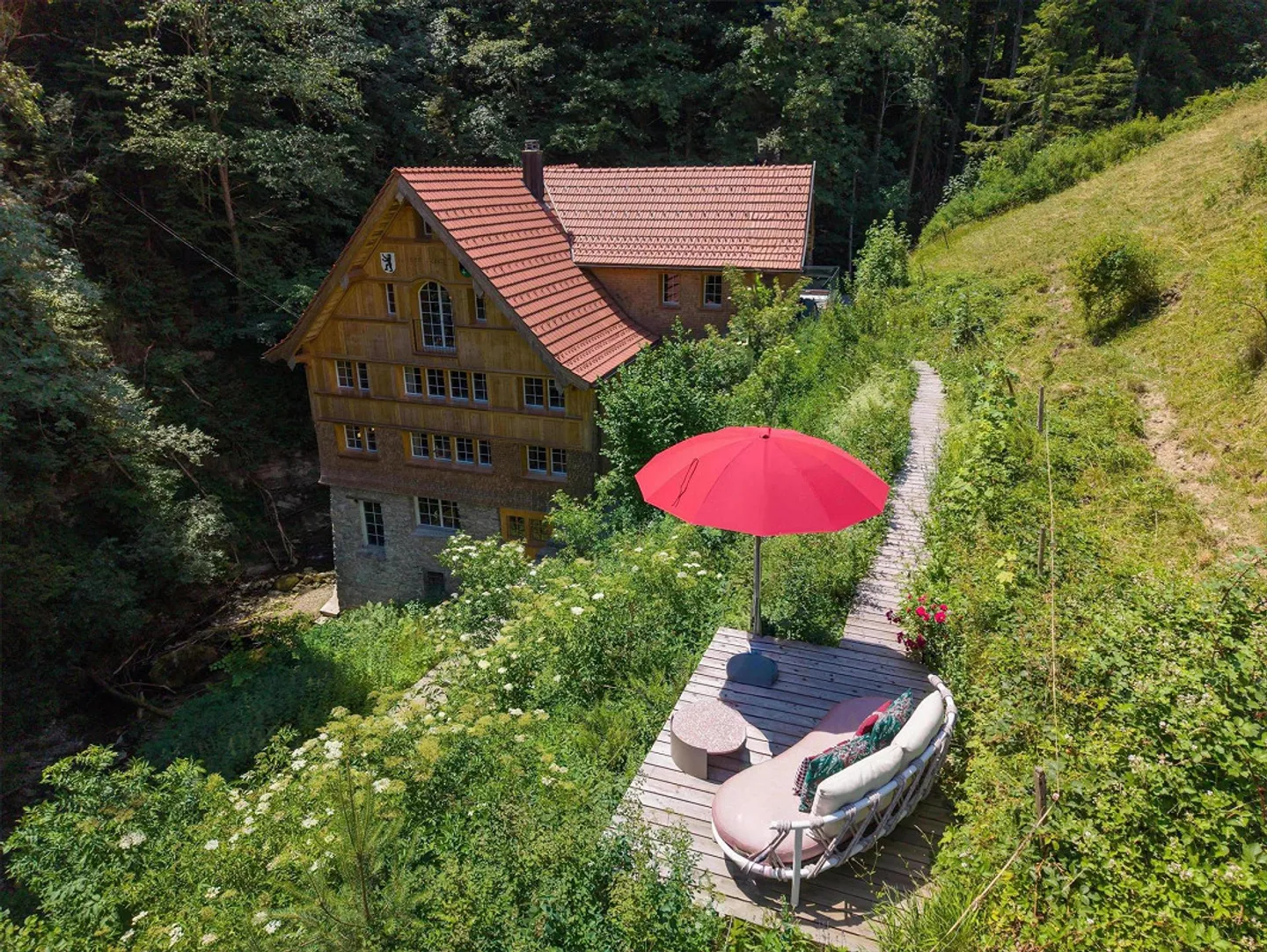 Maison Appenzeller traditionnelle dans une élégance parfaite à Oberegg - Photo 1 sur 12