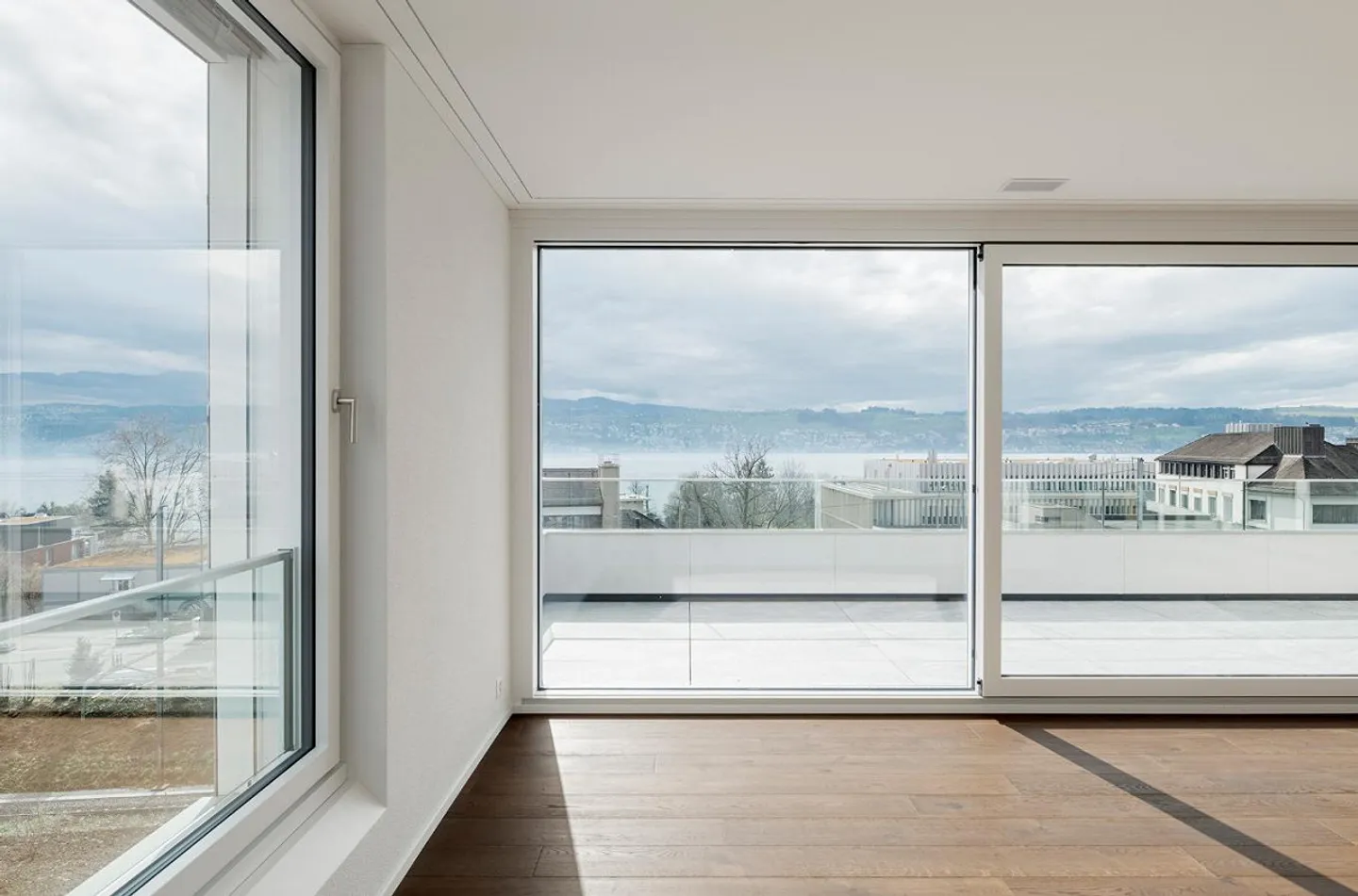 Bel appartement moderne à Männedorf - Photo 3 sur 7