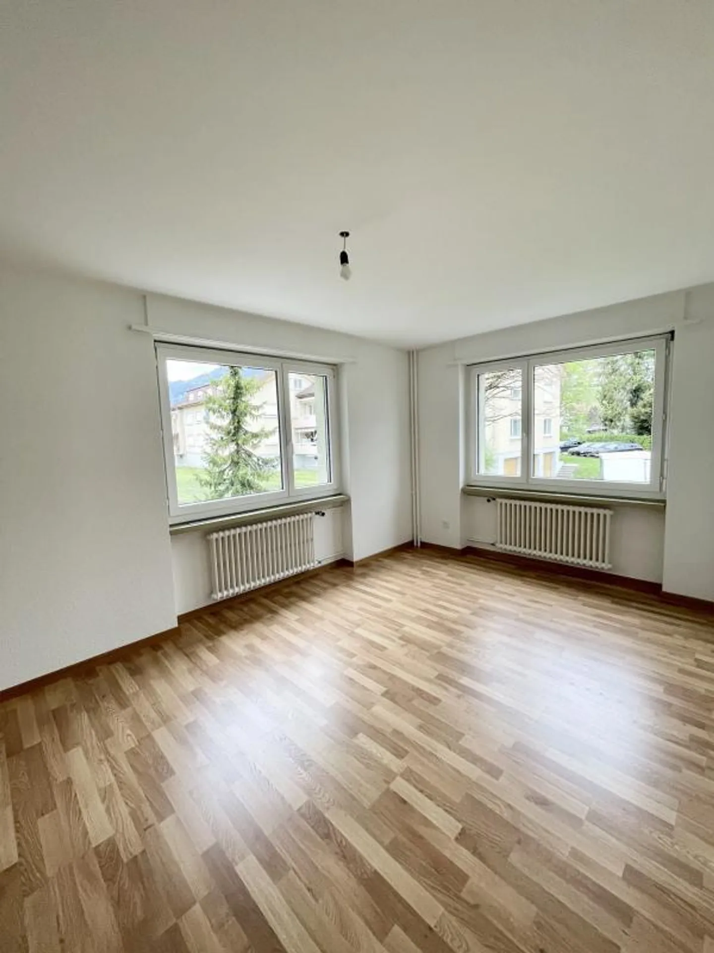 Appartement de 3 pièces dans un endroit calme - Photo 2 sur 16