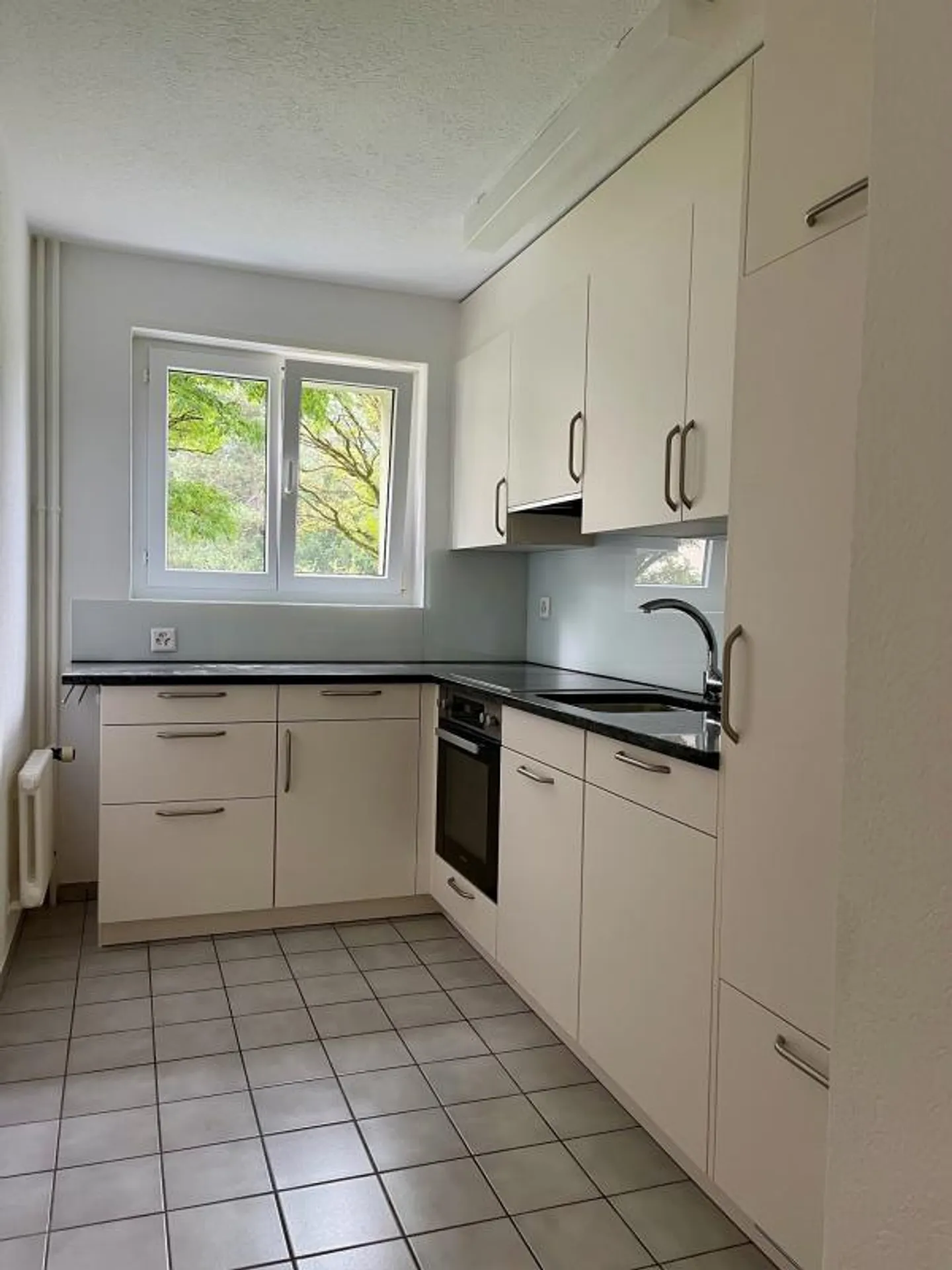 Appartement de 3 pièces dans un endroit calme - Photo 4 sur 16