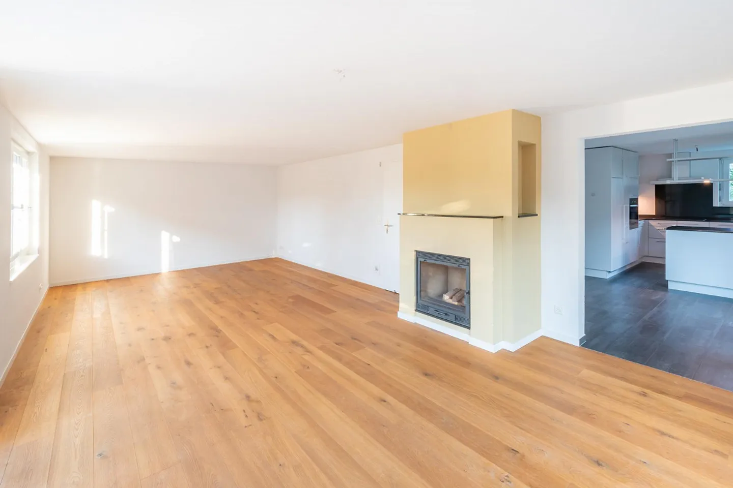 Charming Single-Family Home with Pool and Garden Idyl - Photo 11 of 22