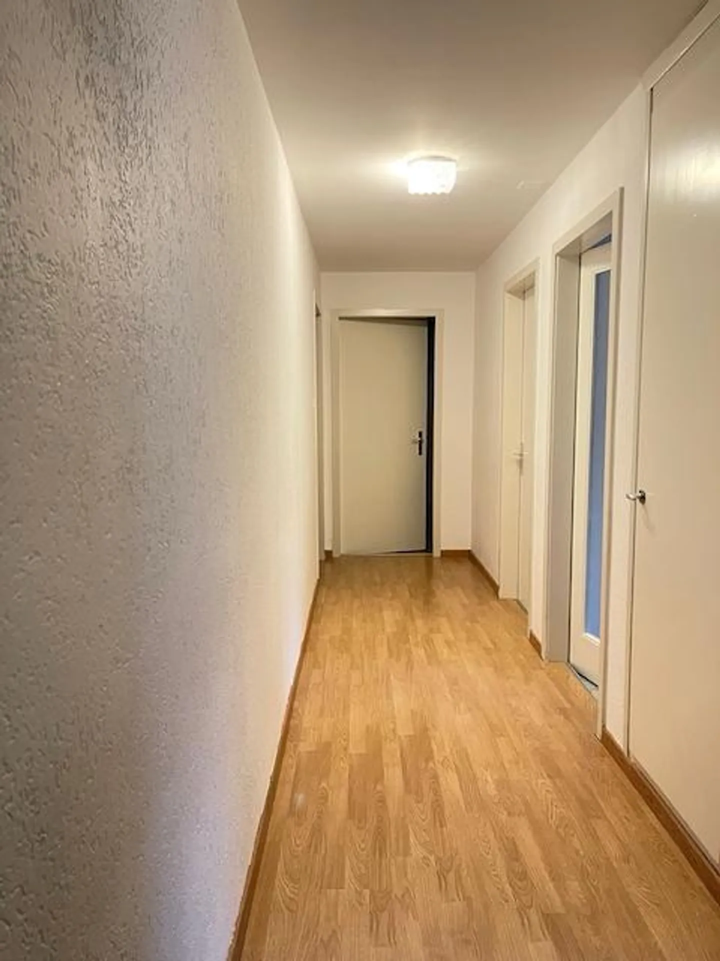 Appartement de 3 pièces dans un endroit calme - Photo 8 sur 16