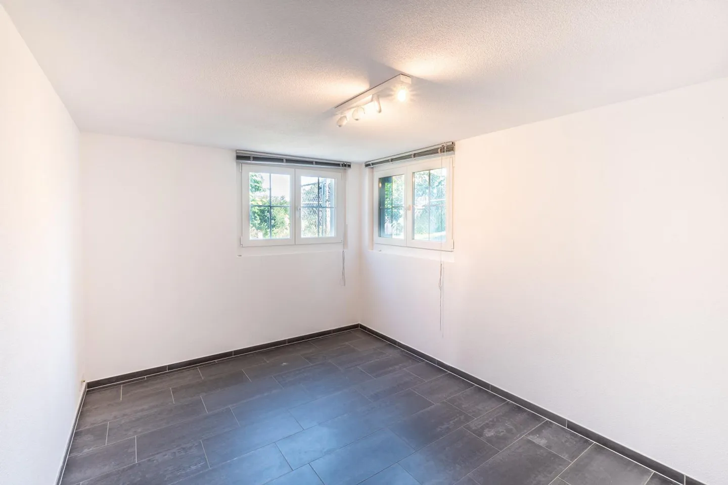 Charming Single-Family Home with Pool and Garden Idyl - Photo 20 of 22