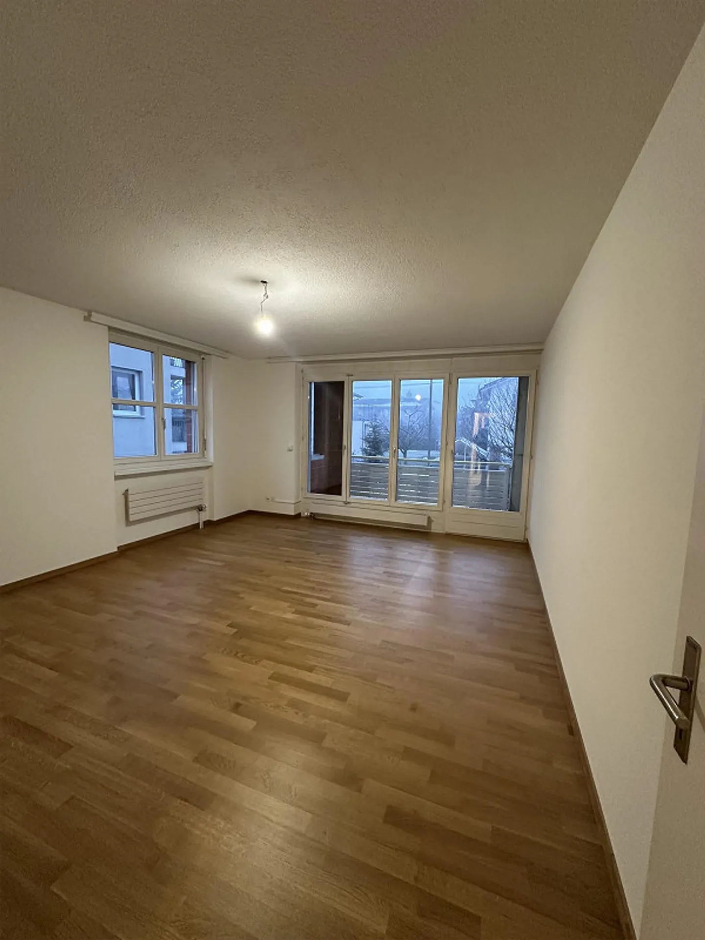 Cooperative apartment for rent - Photo 1 of 4