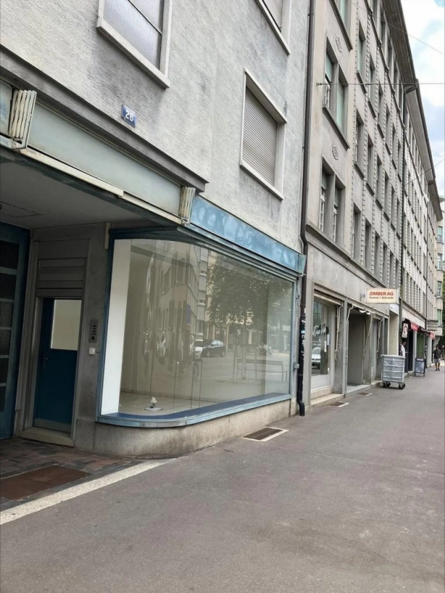 The right concept for this shop / studio / office - Photo 7 of 7