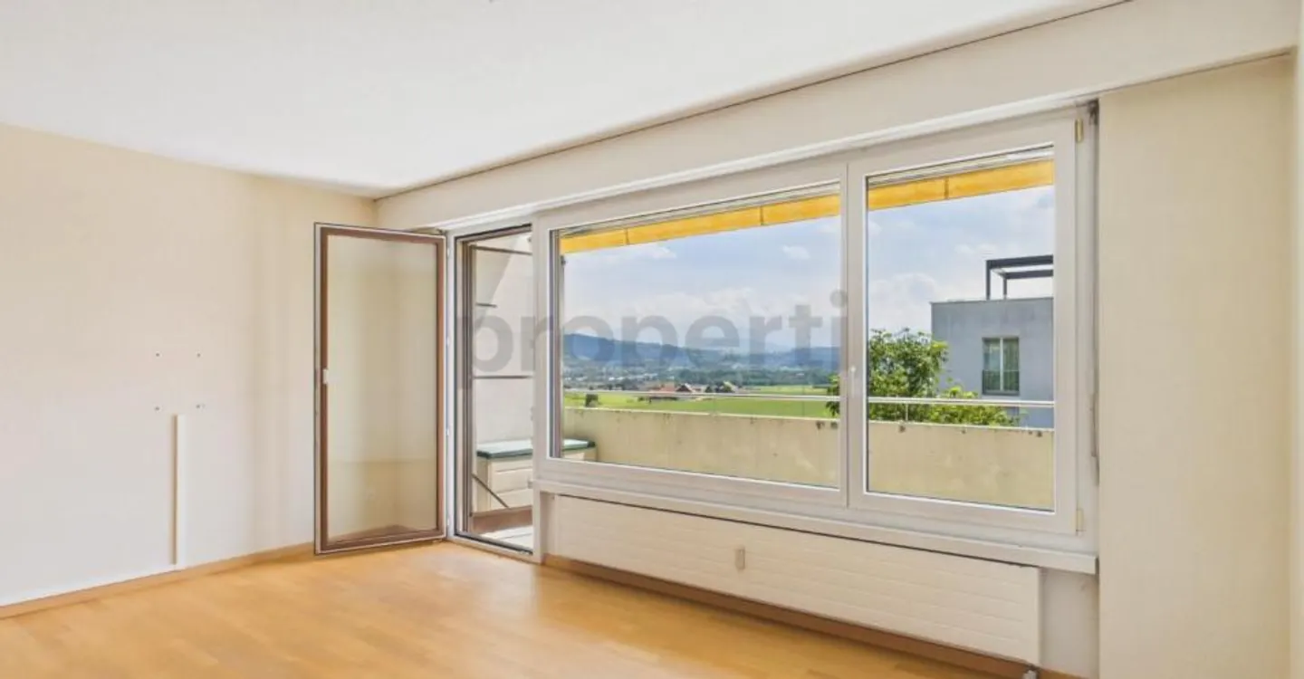 4-room apartment - Photo 1 of 12
