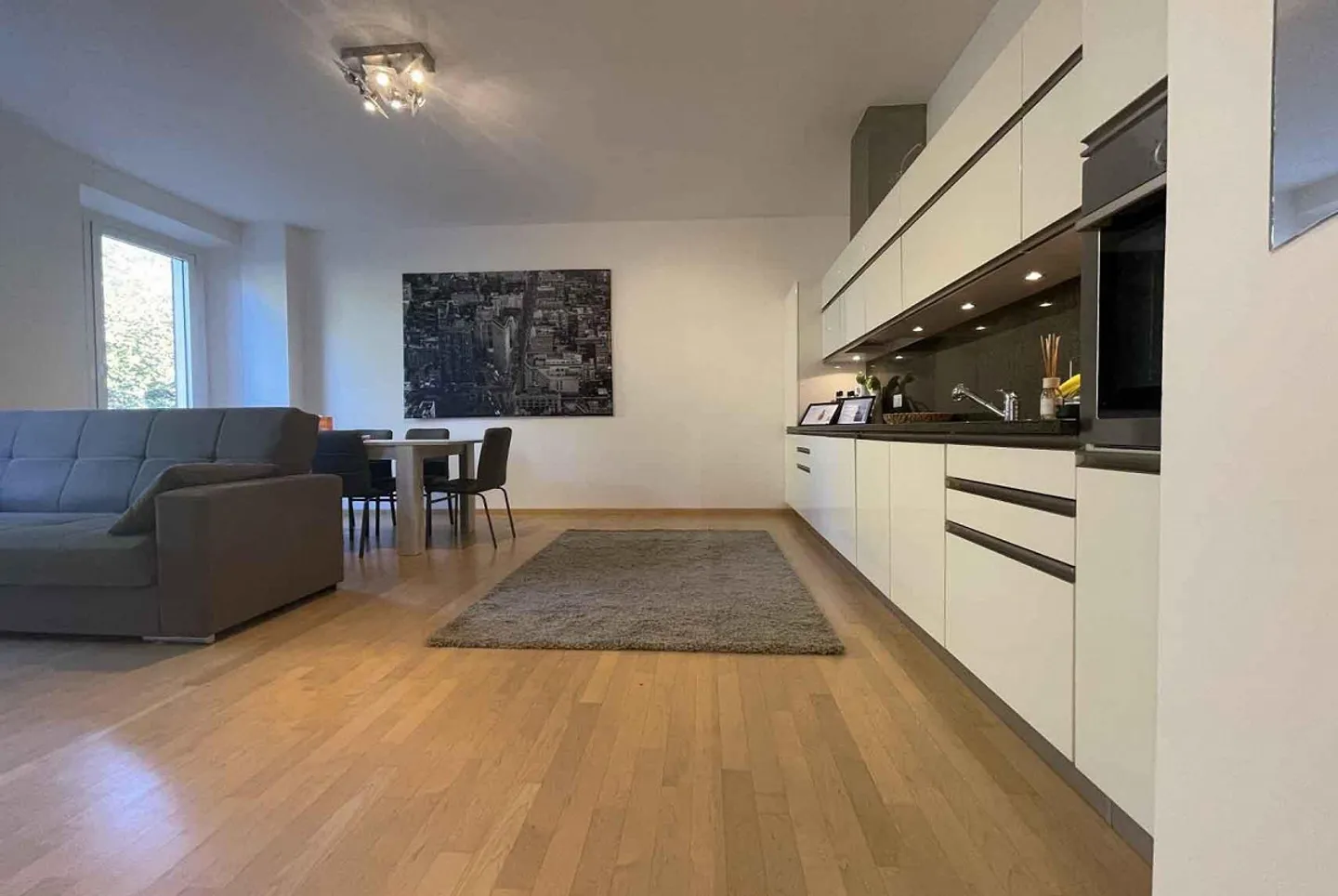 Wunderschöne 3.5-Zimmer-Wohnung in bevorzugter Lage in Maroggia - Foto 1 von 10