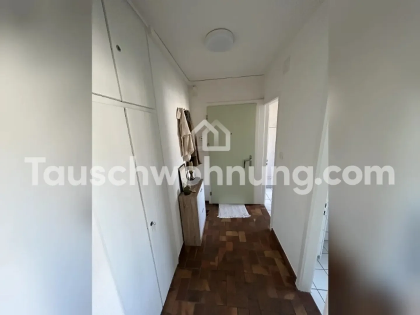 Apartment for rent - Photo 2 of 7
