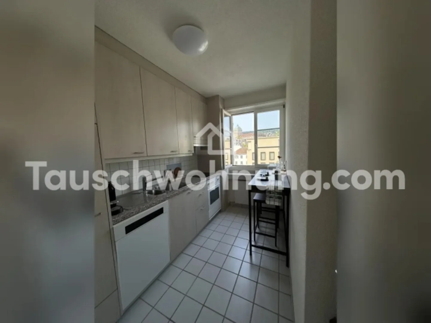 Apartment for rent - Photo 4 of 7