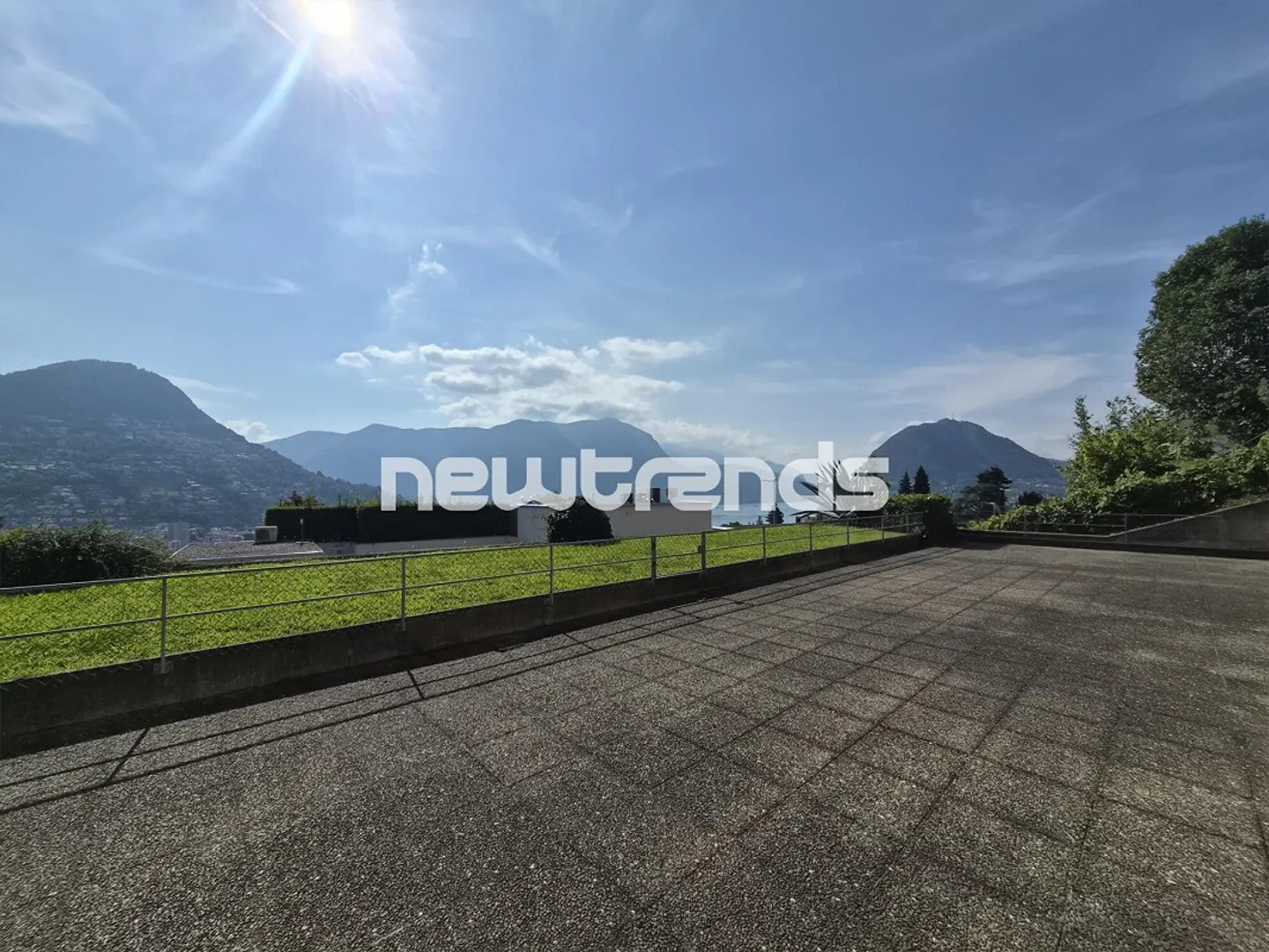 ZU VERMIETEN HELLER 3.5-ZIMMER-APARTMENT MIT PRÄCHTIGEM SEEBLICK - Foto 13 von 17