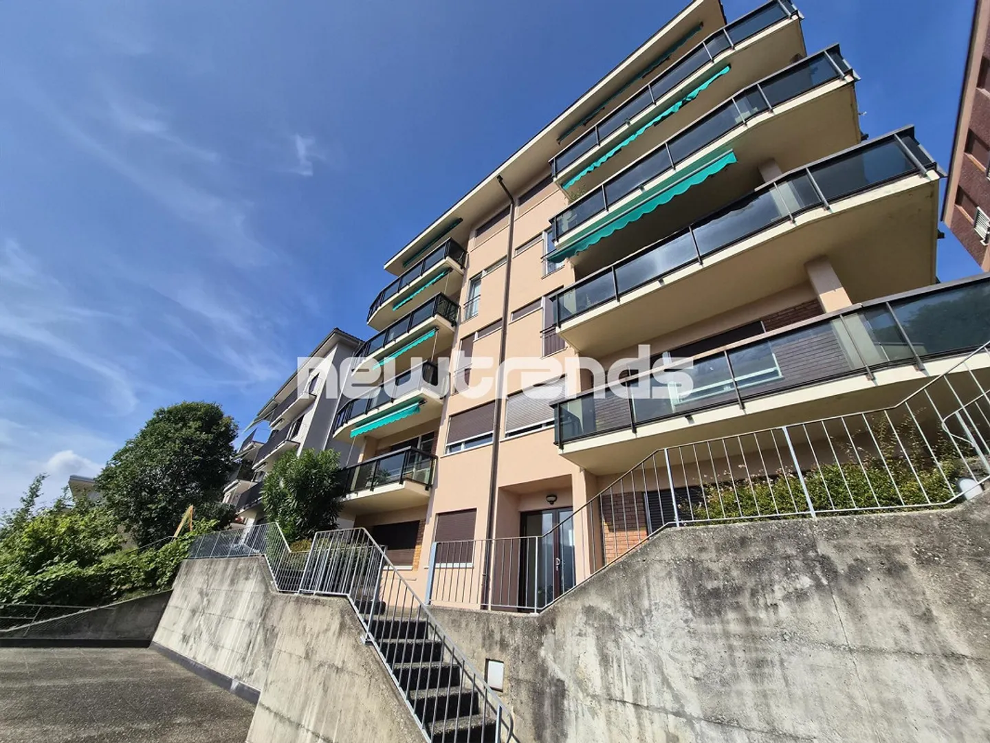 ZU VERMIETEN HELLER 3.5-ZIMMER-APARTMENT MIT PRÄCHTIGEM SEEBLICK - Foto 14 von 17