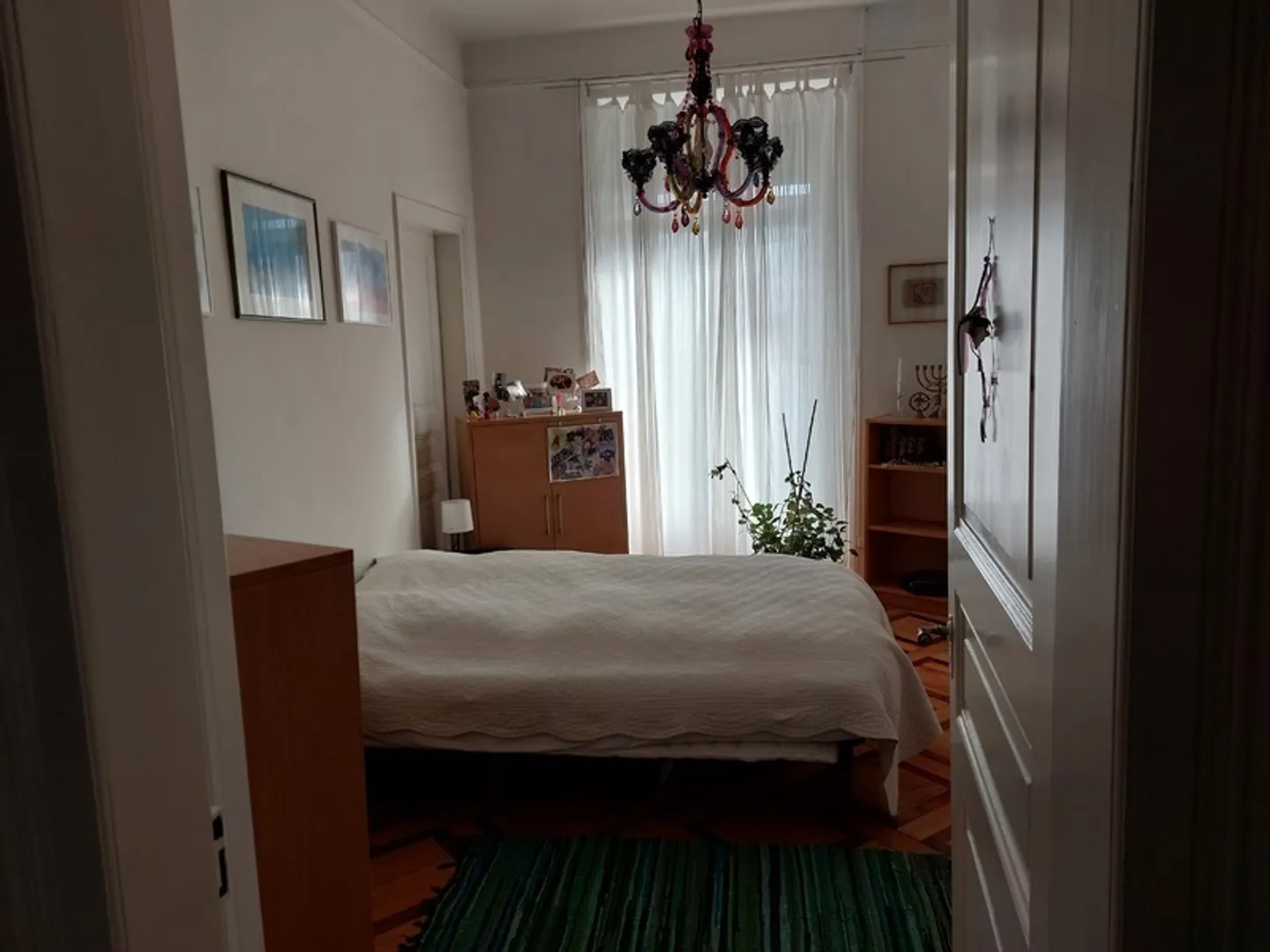 Stylish Apartment with Lake View - Photo 11 of 11