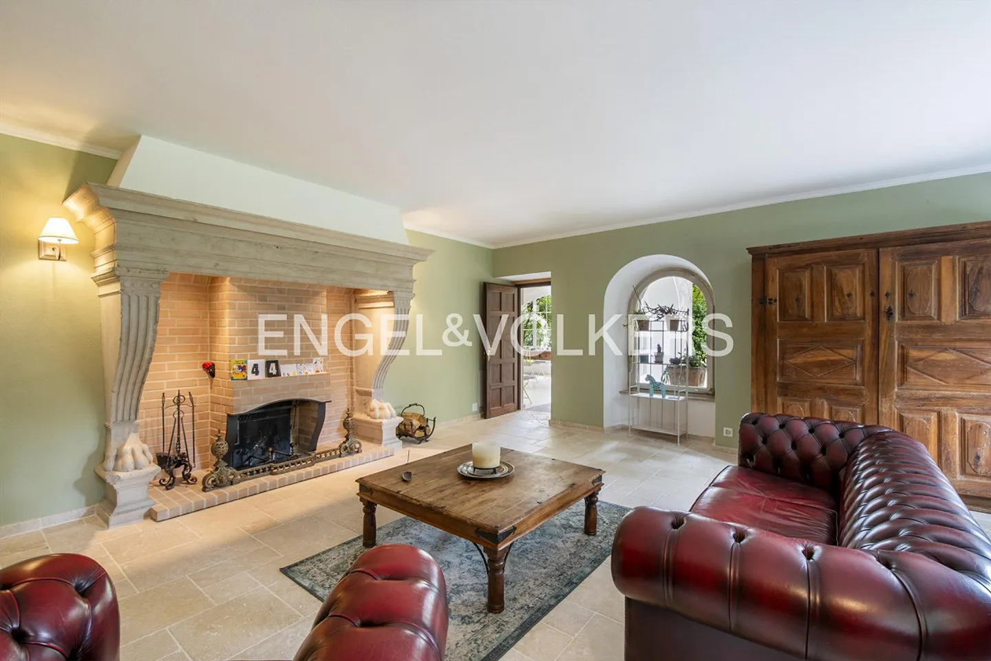 Villa in stile toscano con piscina e recinzione per cavalli (19) - Foto 5 di 16