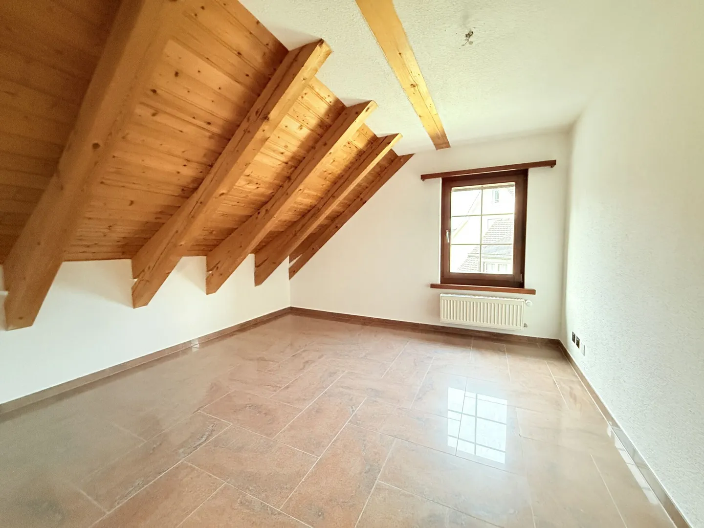 Charmante Renovierte Wohnung - Foto 1 von 9