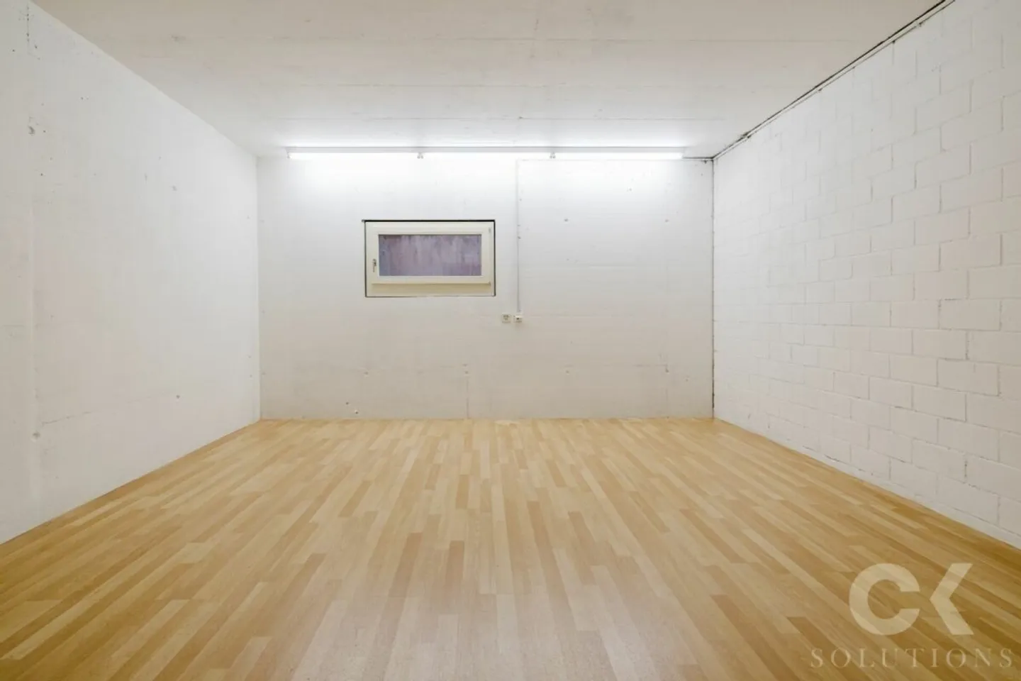 Grosszügige 5-Zimmer-Gartenwohnung in Oberwil - Wohnen mit Stil, Raum und Natur - Foto 13 von 14