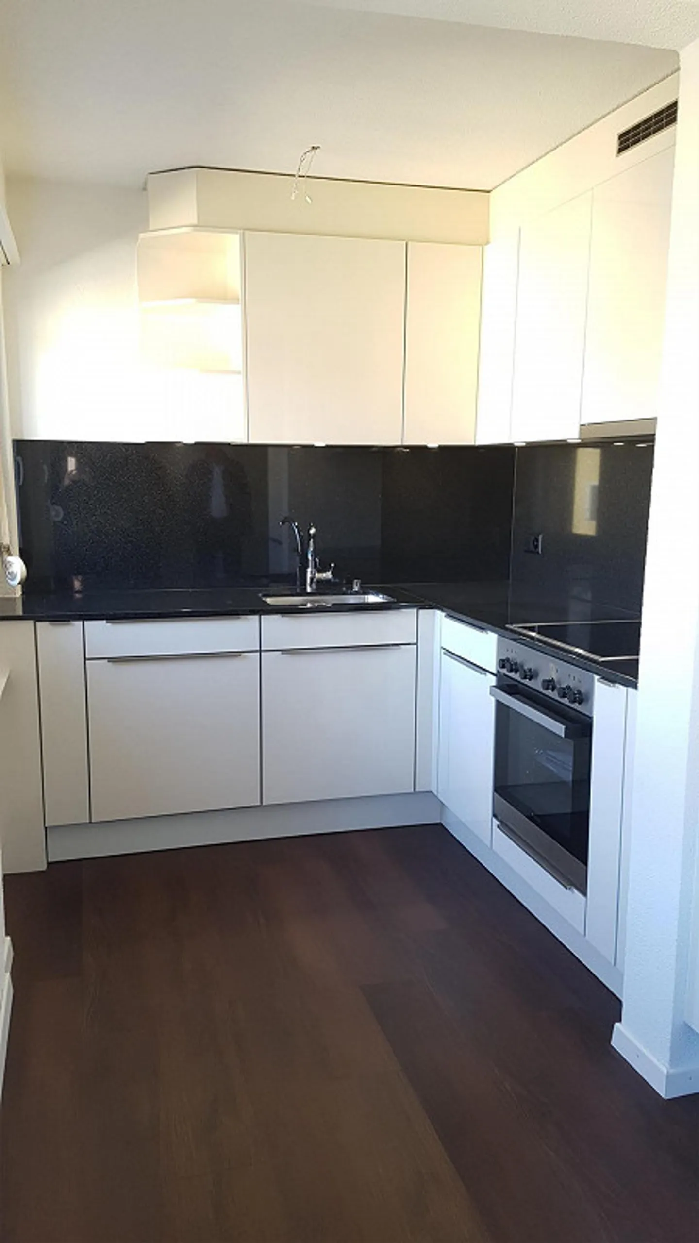 Appartement moderne dans un emplacement central - Photo 4 sur 4