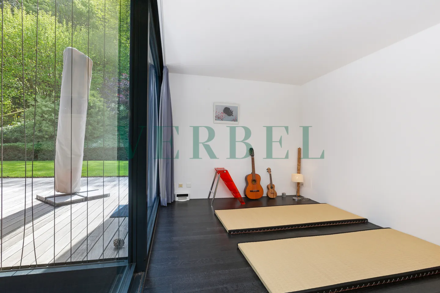 Villa di design con vista panoramica sul lago - Foto 17 di 25