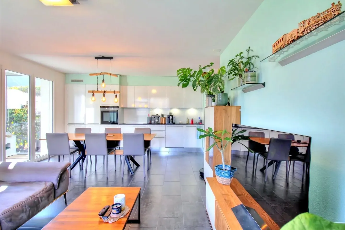 Bright 3.5-room apartment with private garden - Photo 3 of 13