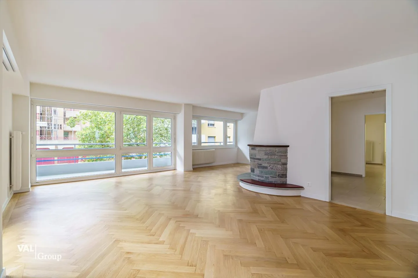 Appartamento 5.5 stanze - Foto 1 di 13
