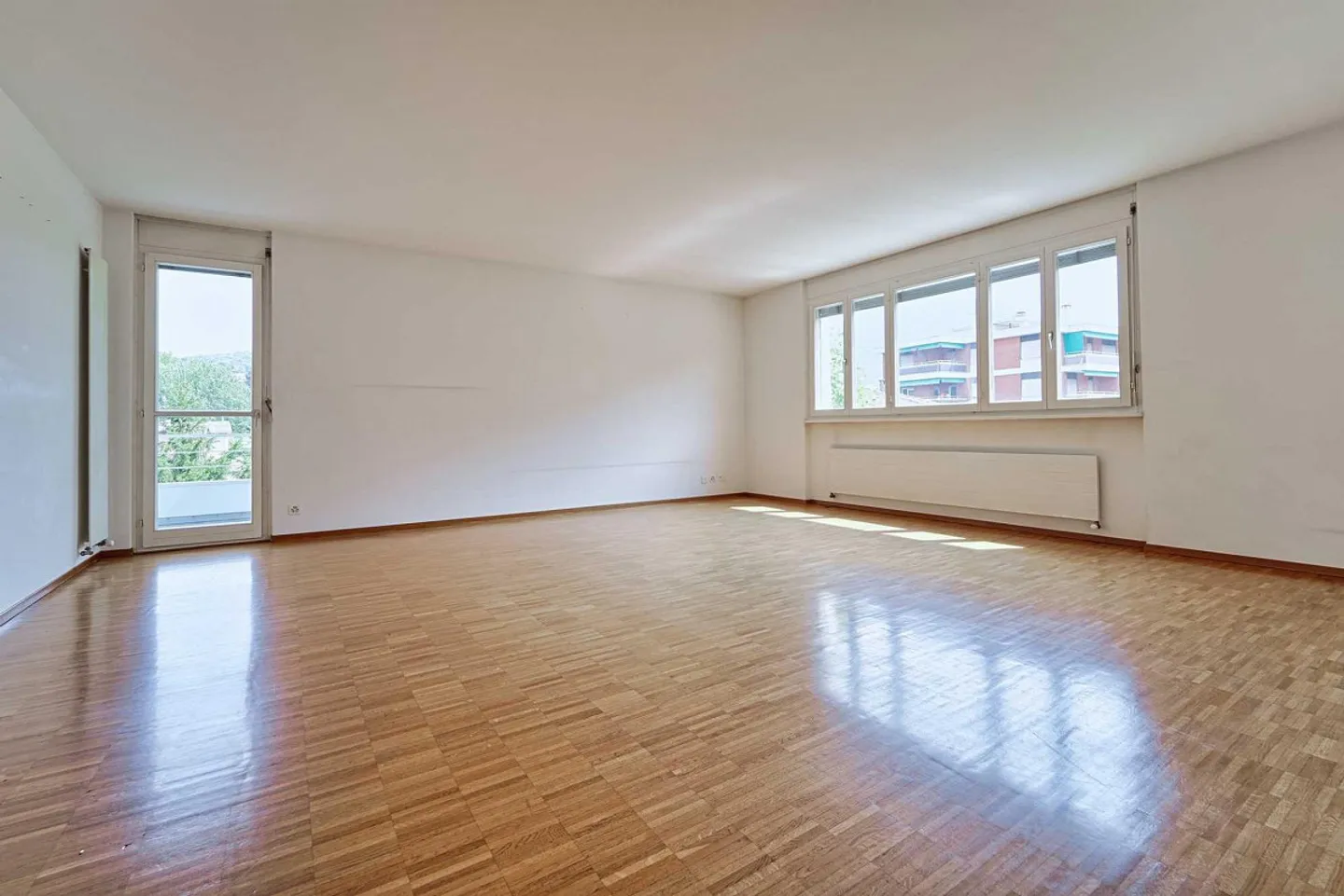 LUMINEUX 4.5 PIÈCES À MASSAGNO - Photo 2 sur 5