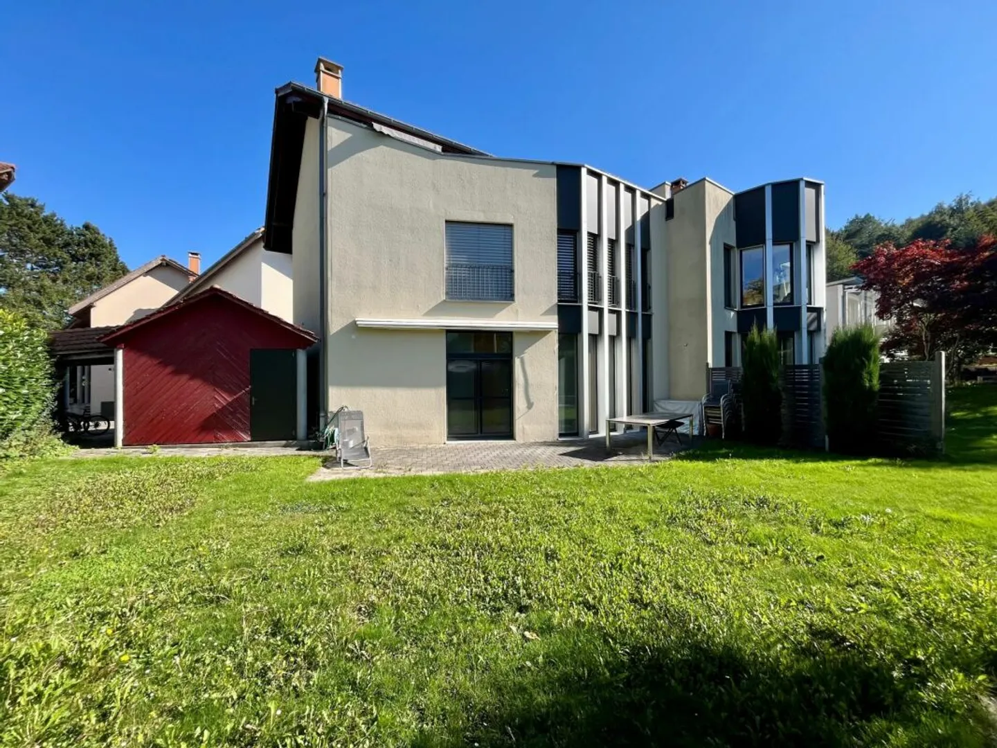 Casa bifamiliare di 7,5 stanze in un tranquillo quartiere residenziale a Port - Foto 2 di 18