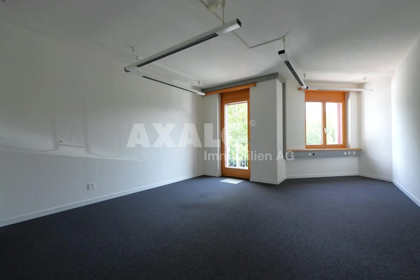 Piano ufficio/pratica spazioso in una posizione ben collegata a Sevelen - Foto 16 di 19