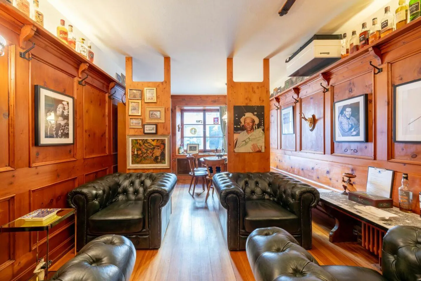 Bar an begehrter Lage in der Zofinger Altstadt - Foto 7 von 11